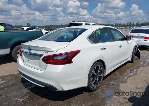 2018 Nissan Altima 2.5 Sr из США, поврежденный, VIN 1N4AL3AP3JC283170